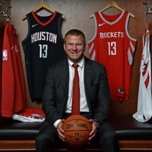 世界杯客户端下载中心-火箭一地鸡毛！老板搞砸一切？他4年败光球队资产